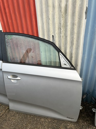 Kia carens 2016 - 2016, front