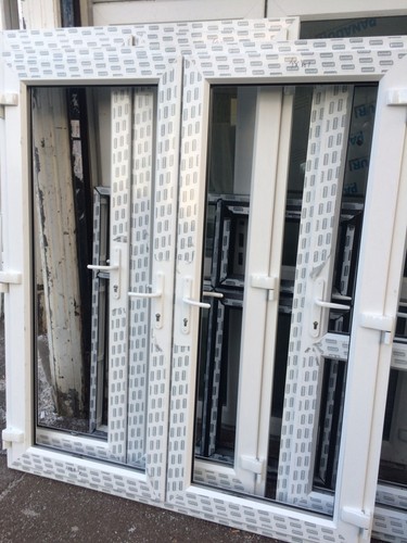 Bay window front door - door,